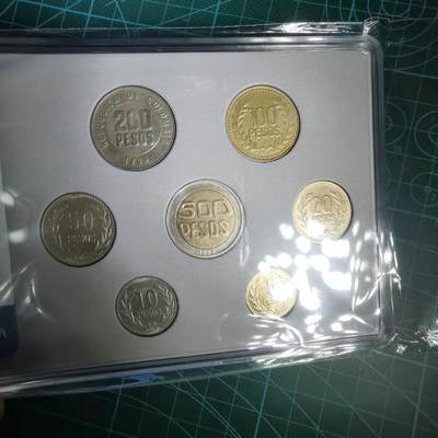 沼泽如烟--第1060场 哥伦比亚七枚套币