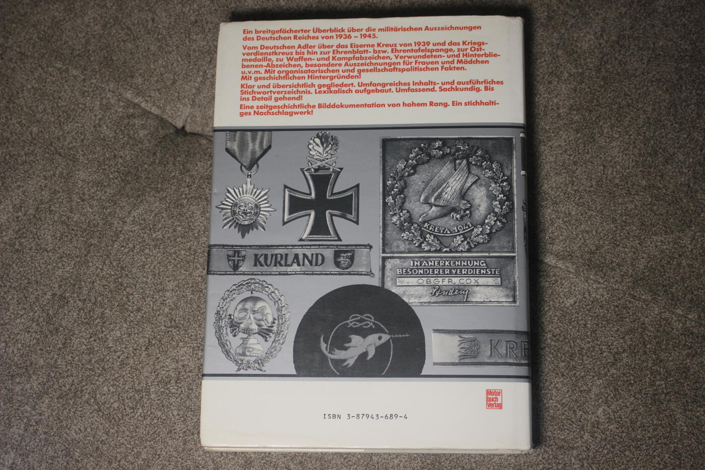 2026.4.21杂货小拍卖 德三组织标识，全书203页，实物照片和彩绘图片作比较，较为详细的介绍了德三的各类军事和民间组织标识，库存品相