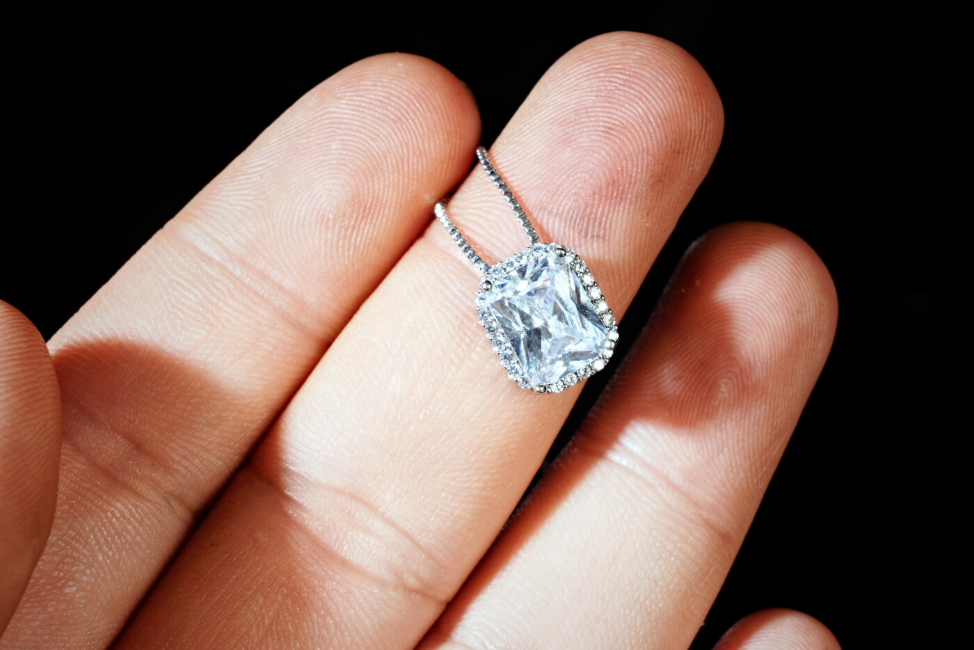 上海都达杂项专场八十一【全场包邮】  天然莫桑钻项链97-207