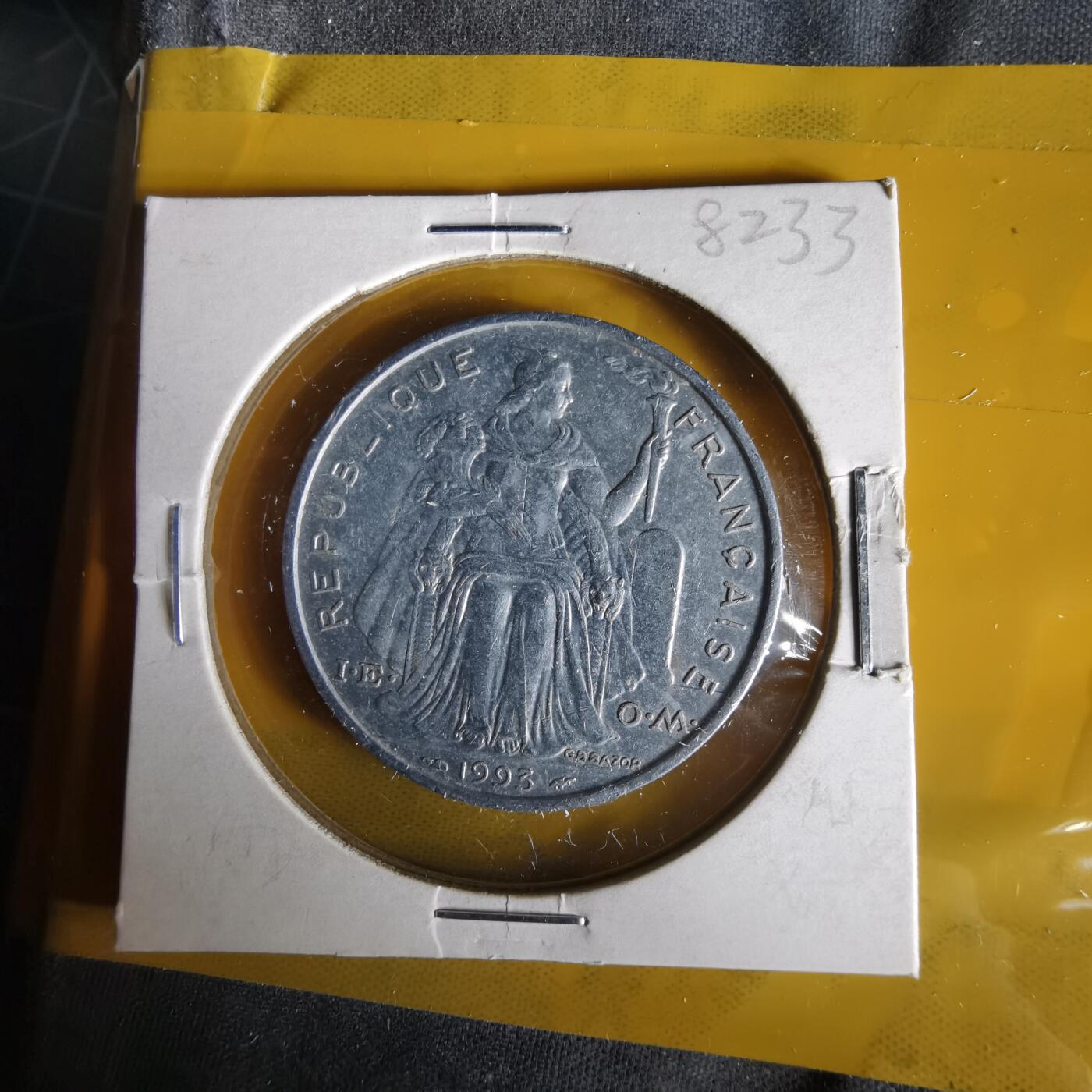 沼泽如烟--第1061场 法属波利尼西亚1993年5法郎