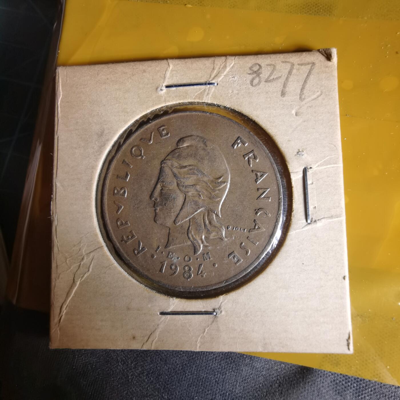 沼泽如烟--第1061场 法属新喀里多尼亚1984年100法郎