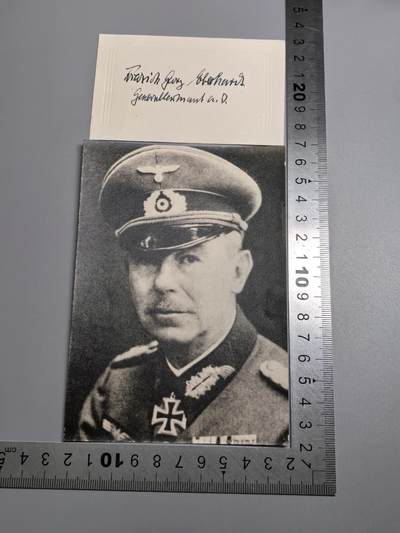 小驴勋章奖章收藏4月18日周六晚六点拍卖（珍爱和平，收藏战争，铭记历史，勿忘国耻，忠党爱国。有偿代拍，送拍规则在简介最后，参拍须阅读规则后再参拍，关系到运费包装发货时效真假辨别等关键信息，拍卖时不再发原图，看大图店主微信码在拍卖店铺介绍里或者找我要） Friedrich-Georg Eberhardt战后签名照