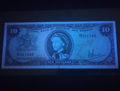 2026四月第三期，总第224期 特立尼达和多巴哥1964版10元AUNC 戎装女王 稀有的独立首版