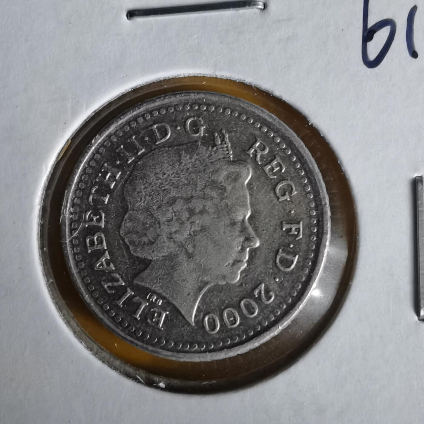 沼泽如烟--第1061场 英国2000年5便士