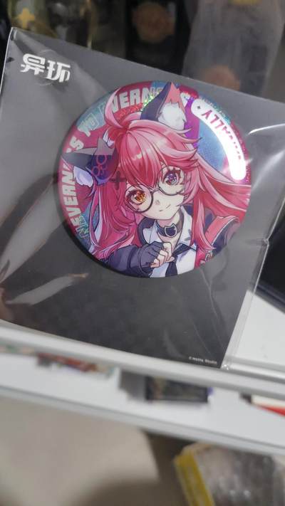 霸总卡牌第七期（低佣金 放心拍 周五23点截拍）持续收拍中～ 【全新未拆封】apple×异环吧唧