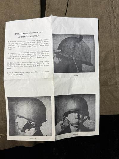 戎马世界章牌大赏第115期 美国飞行员衣服与空军嘉奖以及服役功绩奖章证书一套，获得事迹分别为保障联队从F-4鬼怪到F-16战隼的平稳换装转型以及在担任驻英国本特沃特斯第81战术战斗机联队生命保障主管期间以极强专业能力保障战机完好率，所属单位获评驻欧空军年度最优，为美国空军赢得重大荣誉