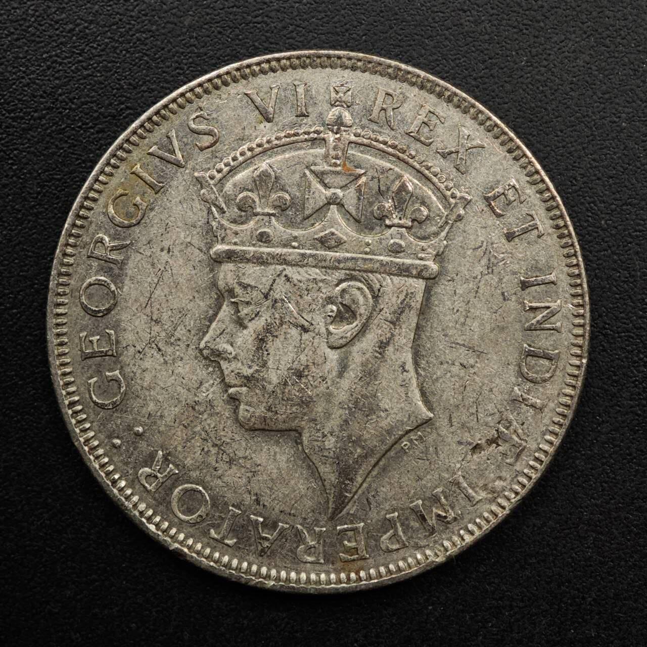 【淘币小摊】实时拍第八百九十三拍   散币场    每周一统一发货 英属东非1944年乔治六世一先令银币