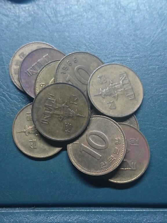 松南世界钱币——260416 韩国新版本10元铜币10枚1