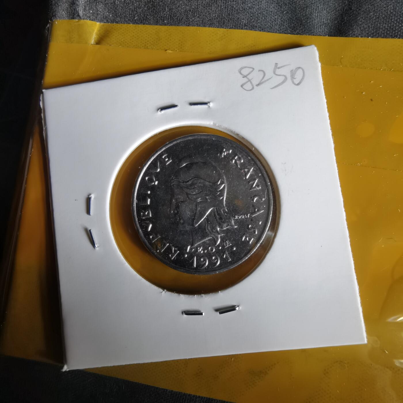 沼泽如烟--第1061场 法属新喀里多尼亚1991年10法郎