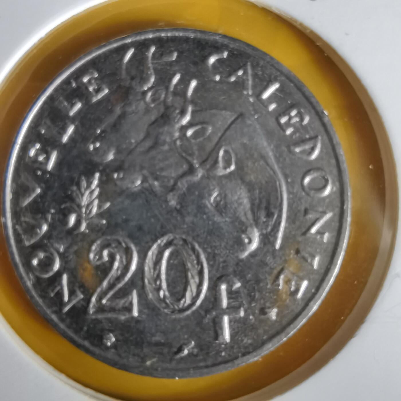 沼泽如烟--第1061场 法属新喀里多尼亚2000年20法郎