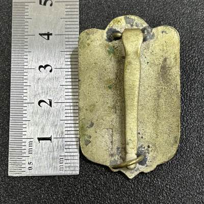 西秦中古拍卖第八十五期  不忘历史·抗战收藏 抗战时期 大型版日本在乡军人会会员章