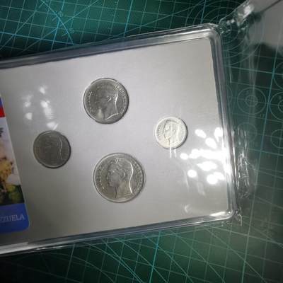 沼泽如烟--第1060场 委瑞瑞拉四枚套币