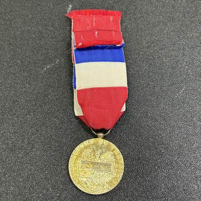 西秦中古拍卖第八十五期  法国一级劳动奖章 银制 有1字纯银标 