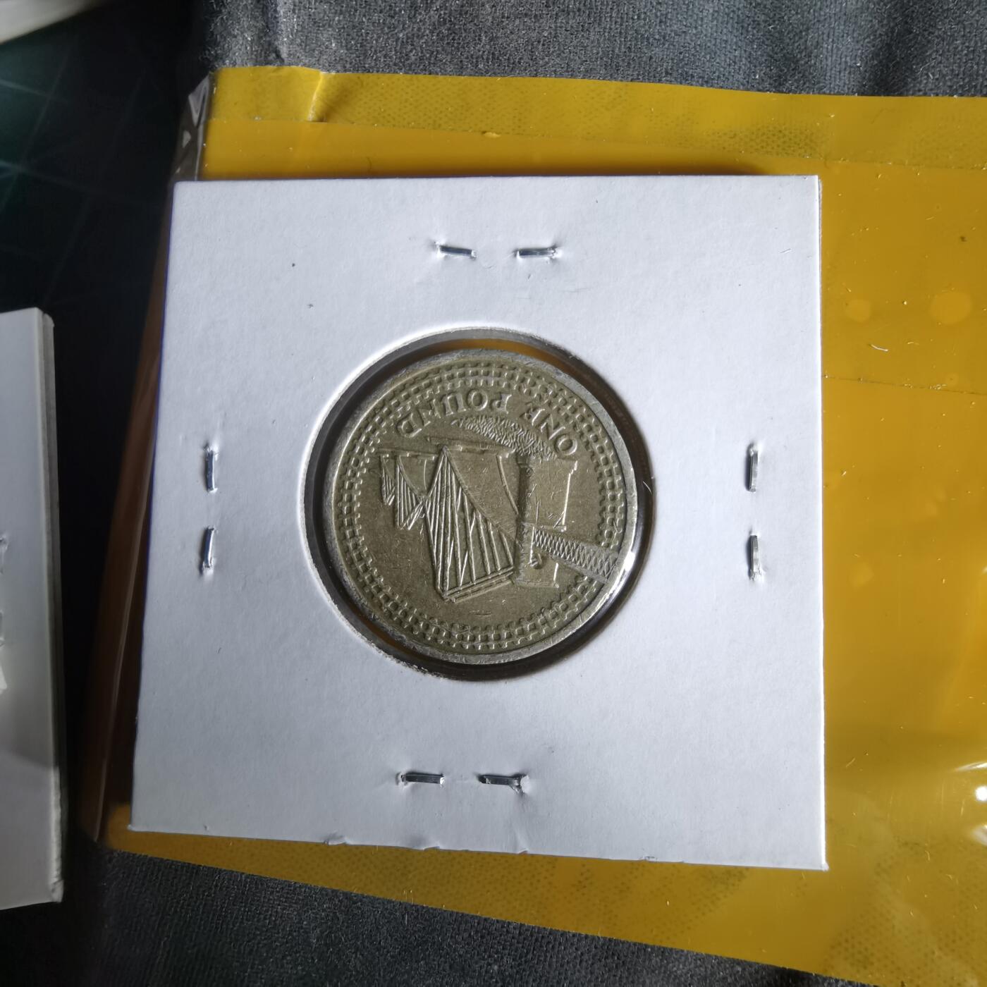 沼泽如烟--第1061场 英国2004年一磅