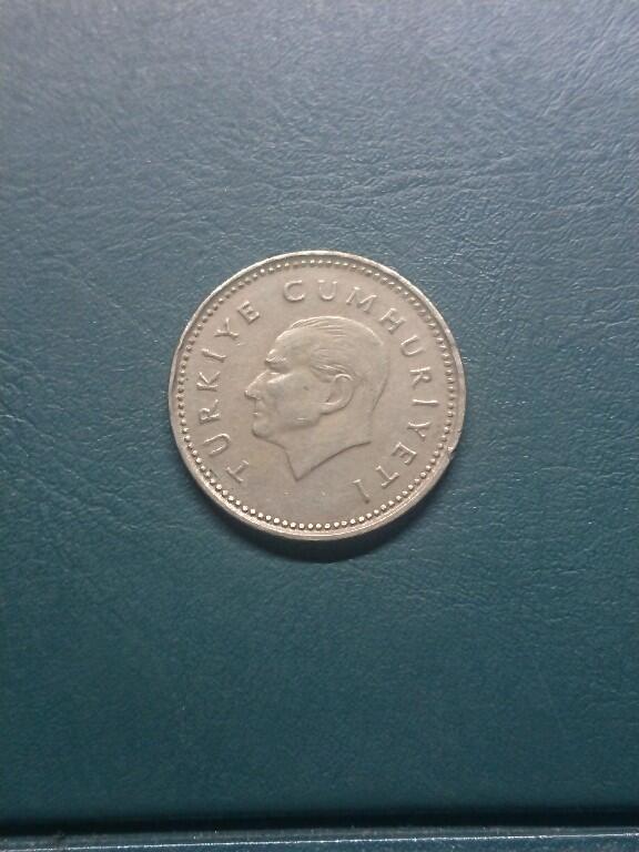 松南世界钱币——260416 土耳其2500里拉