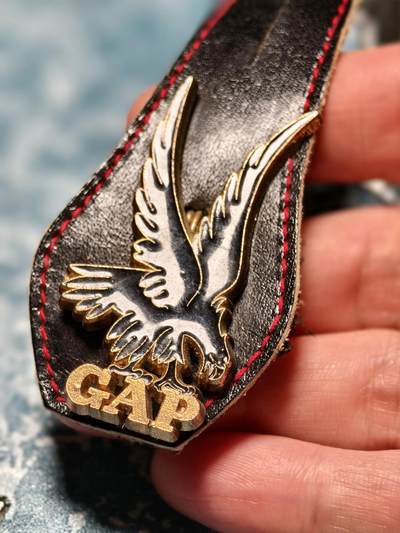 抚柳草堂-第二十六期章牌钱币  奖章勋章 满百包邮 放漏专场   法国陆军航空兵伞降突击大队（GAP）证章 历史原品俯冲的雄鹰（Aigle），是法国空降/特种部队的经典符号，象征突击、迅捷与制空权，完美契合伞降突击大队的作战属性  