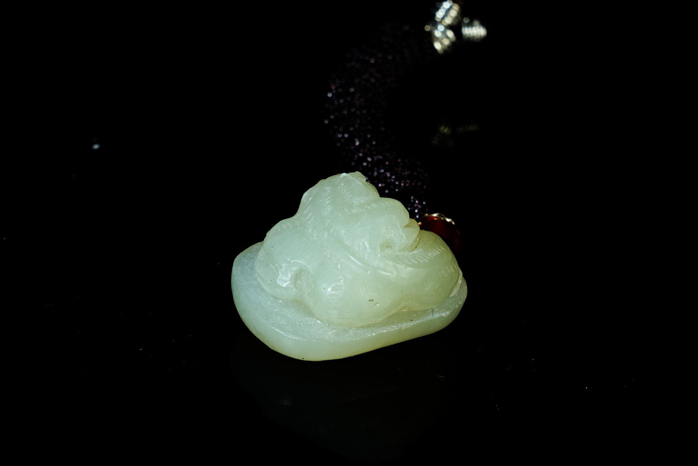 上海都达杂项专场八十一【全场包邮】  天然和田玉精雕《瑞兽》挂件