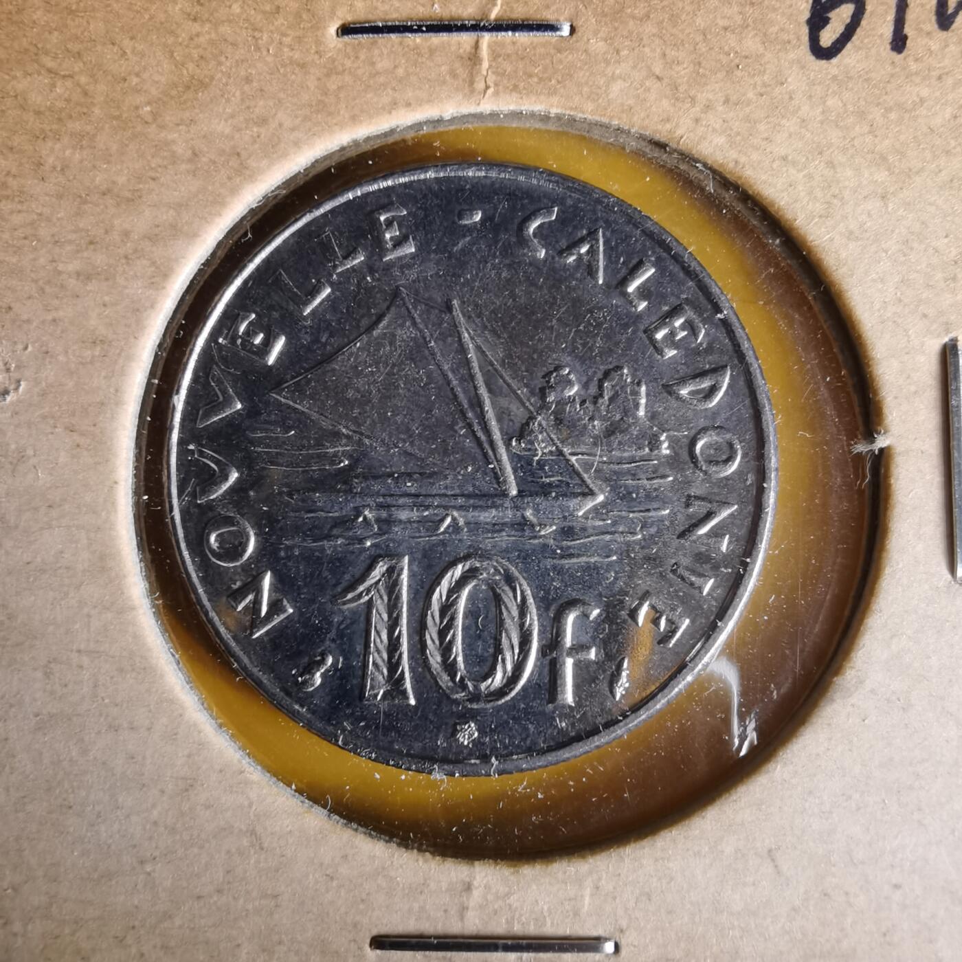 沼泽如烟--第1061场 法属新喀里多尼亚1986年10法郎