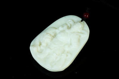 上海都达杂项专场102【全场包邮】  天然岫玉精雕《武圣关公》挂件97-70