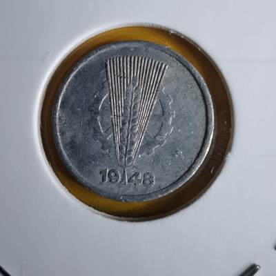 沼泽如烟--第1060场 东德1948年1芬尼