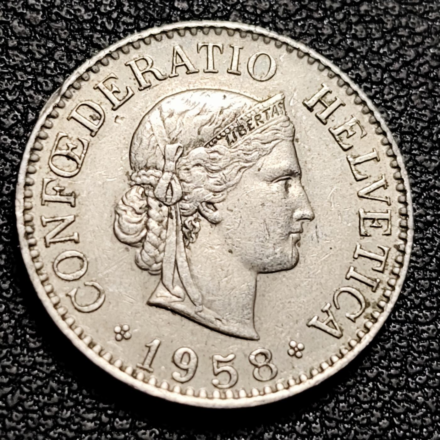 泉币菌-第227场-拍品多 请提前出价 高币值 百年延续 女神 瑞士1958年 10分銅镍硬币 