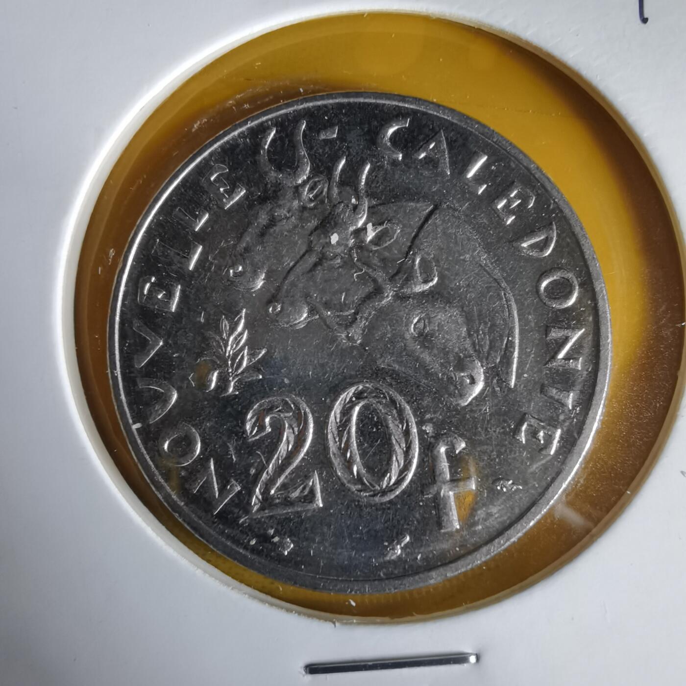 沼泽如烟--第1061场 法属新喀里多尼亚1983年20法郎