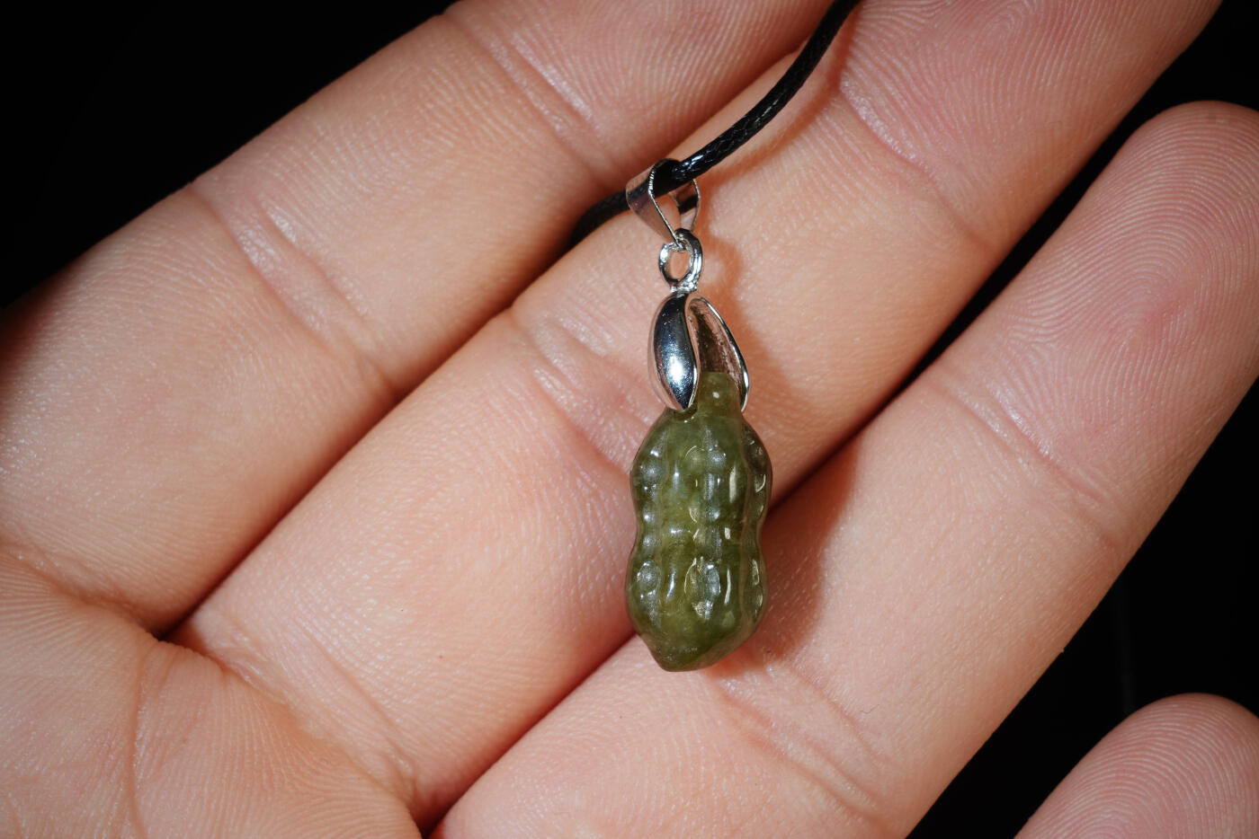 上海都达杂项专场八十一【全场包邮】  天然翡翠花生挂件97-67