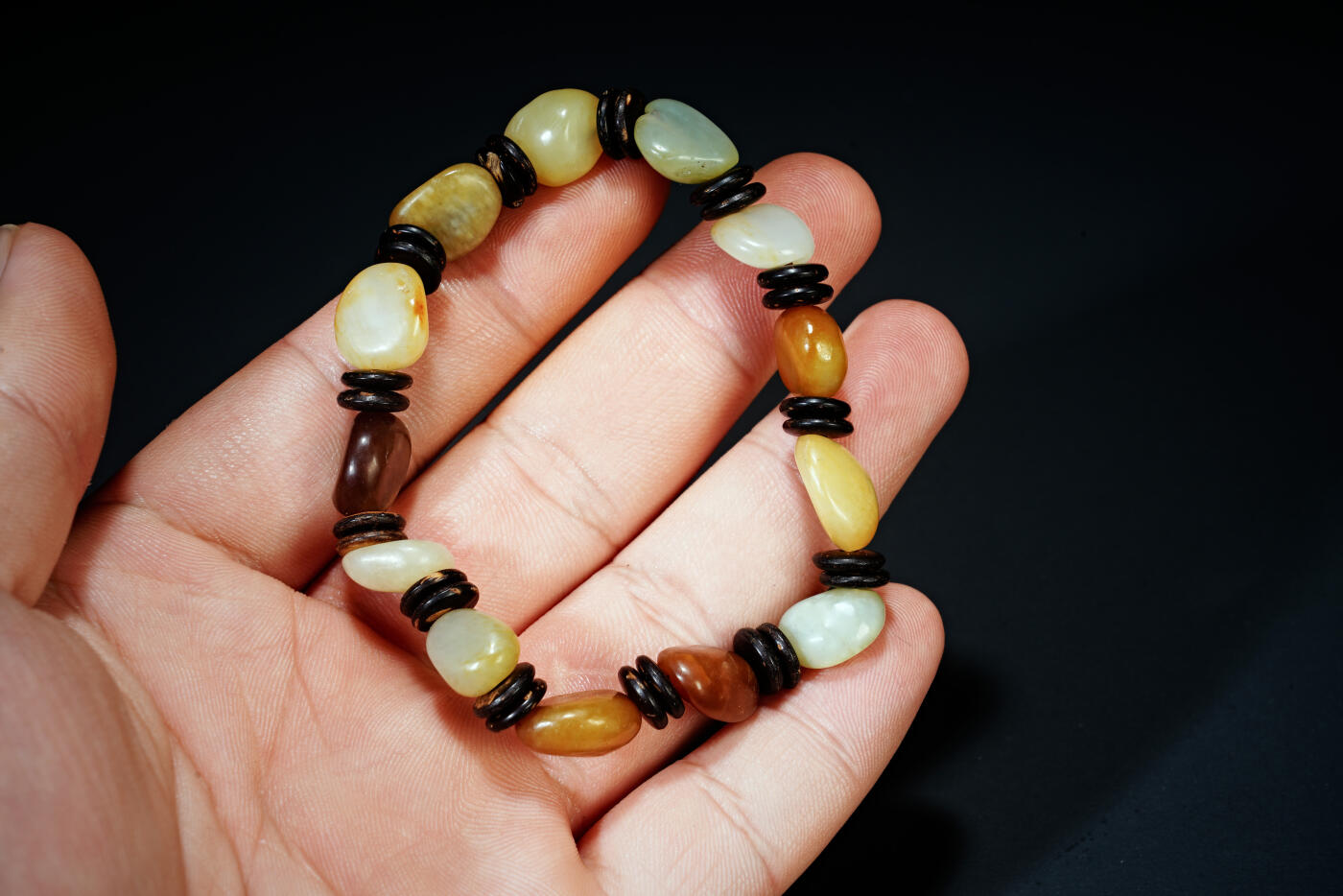 上海都达杂项专场八十一【全场包邮】  天然和田玉籽料手串97-35