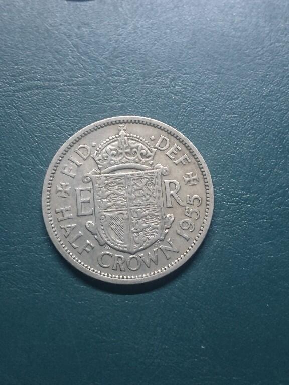 松南世界钱币——260416 英国女王头像1/2克朗