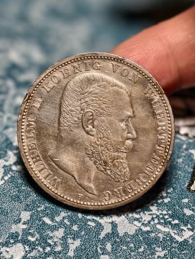 抚柳草堂-第二十六期章牌钱币  奖章勋章 满百包邮 放漏专场 1908德国符腾堡威廉二世5马克大银币 F厂 重27.8g 淡淡的黄油彩转光 非常漂亮的一枚 发行量50万左右中等偏少