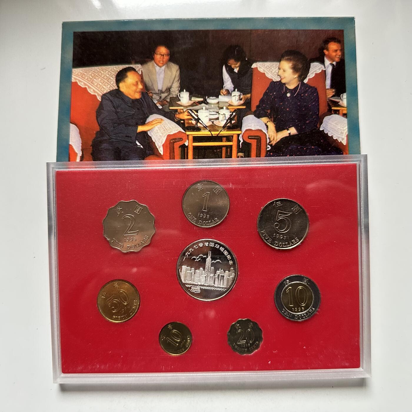 🌹外币初藏🌹🐯2026年第44场   每周二四六晚8️⃣点  世界硬币 香港回归紫荆花套币 c