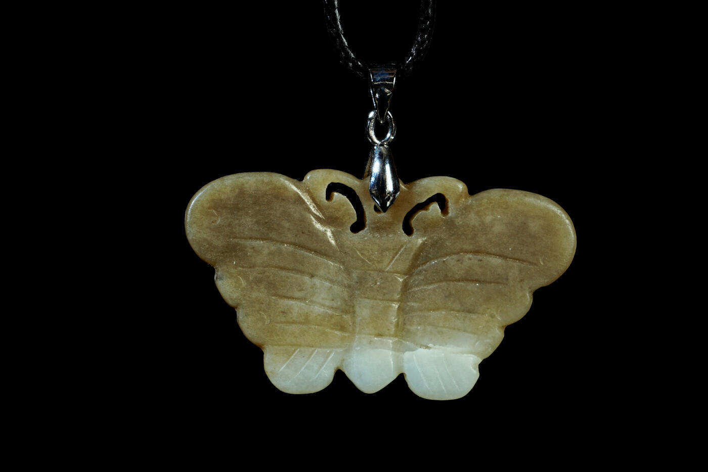 上海都达杂项专场八十一【全场包邮】  天然和田玉精雕《蝴蝶翩翩》挂件97-40