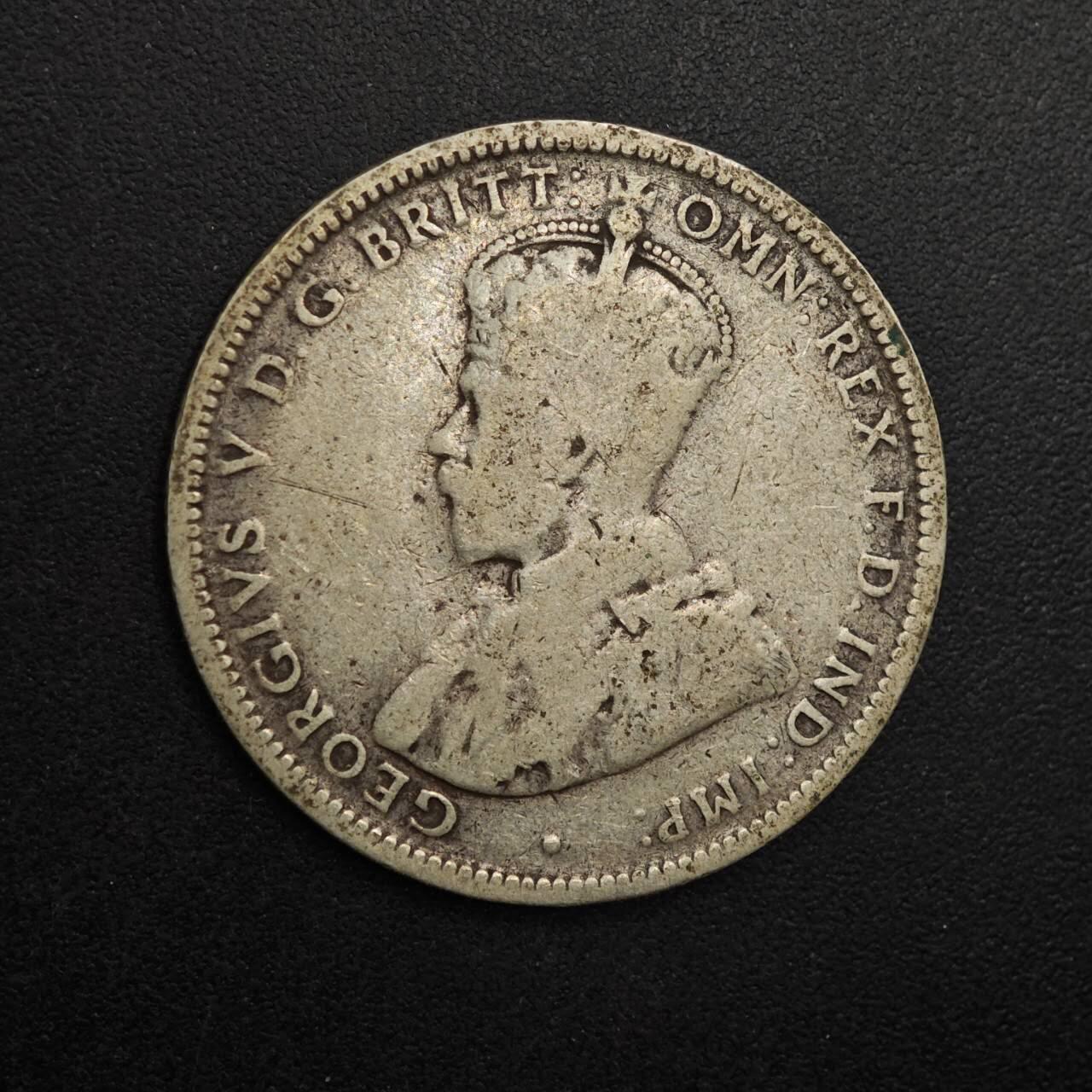 【淘币小摊】实时拍第八百九十三拍   散币场    每周一统一发货 澳大利亚1915年乔治五世一先令银币