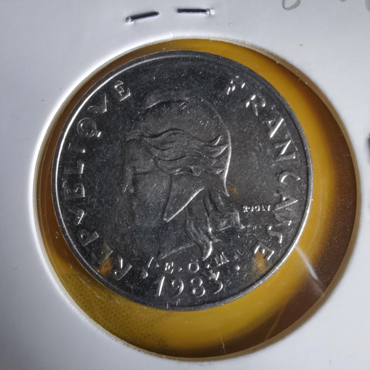 沼泽如烟--第1061场 法属新喀里多尼亚1983年20法郎