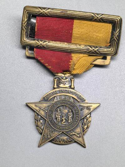 小驴勋章奖章收藏4月18日周六晚六点拍卖（珍爱和平，收藏战争，铭记历史，勿忘国耻，忠党爱国。有偿代拍，送拍规则在简介最后，参拍须阅读规则后再参拍，关系到运费包装发货时效真假辨别等关键信息，拍卖时不再发原图，看大图店主微信码在拍卖店铺介绍里或者找我要） 西班牙战争老兵纪念章，年代请自行断代