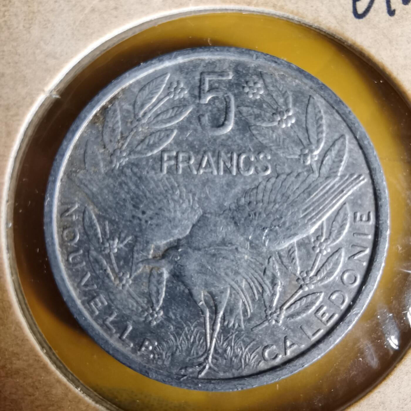 沼泽如烟--第1061场 法属新喀里多尼亚1990年5法郎