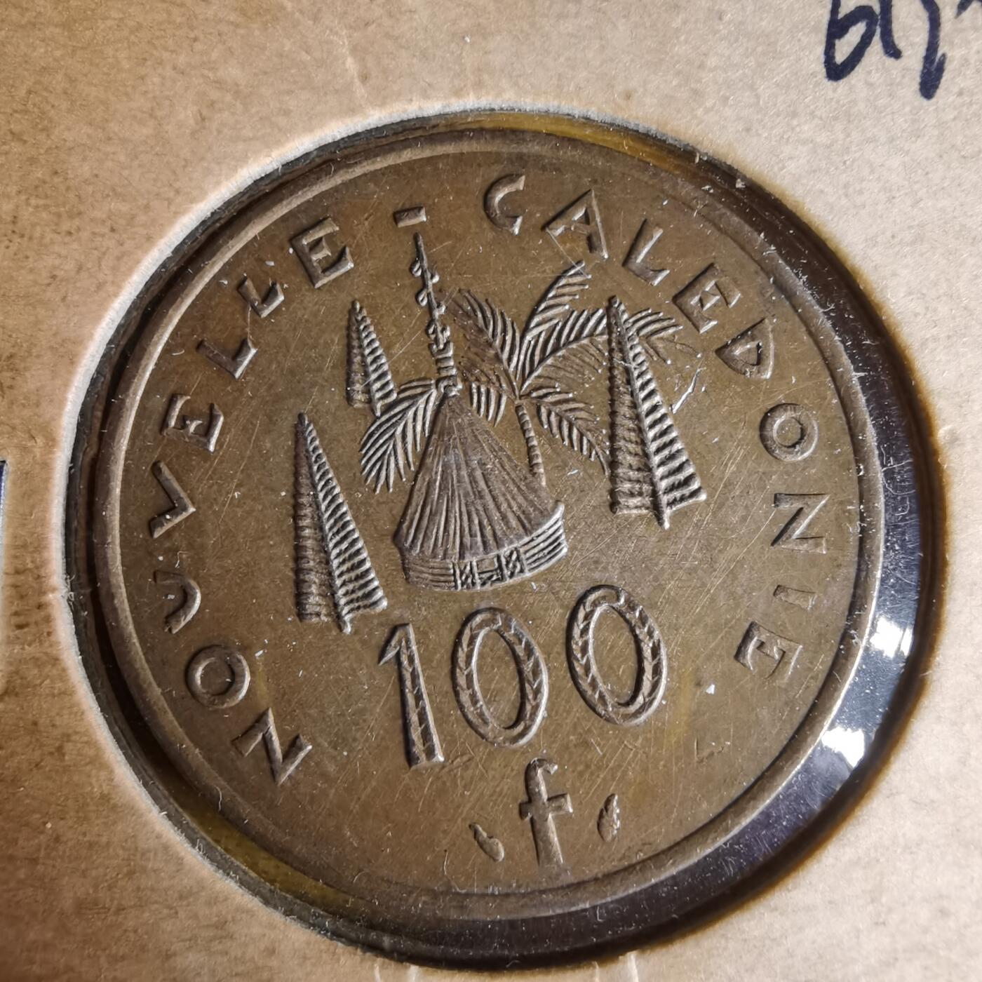 沼泽如烟--第1061场 法属新喀里多尼亚1987年100法郎