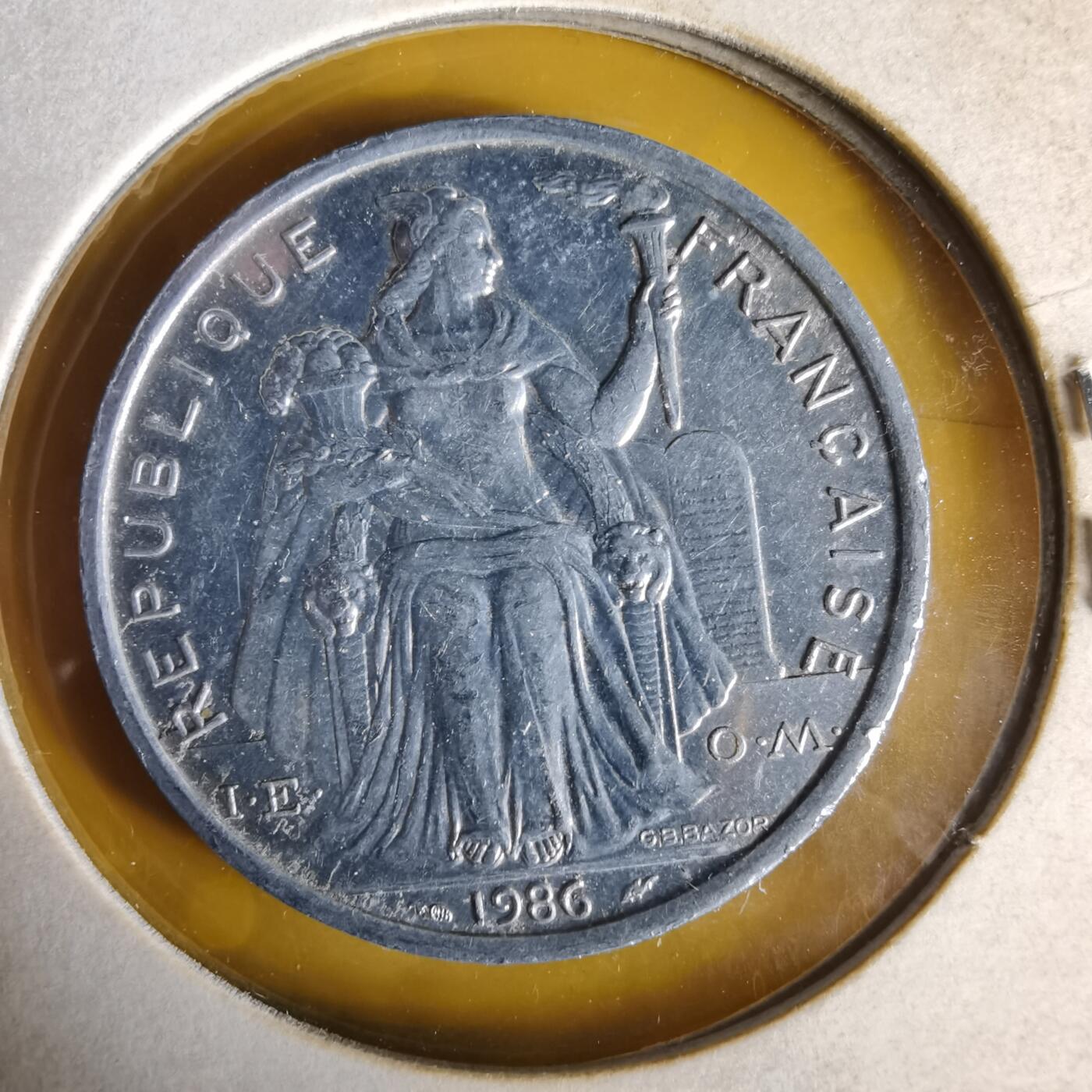 沼泽如烟--第1061场 法属新喀里多尼亚1986年5法郎