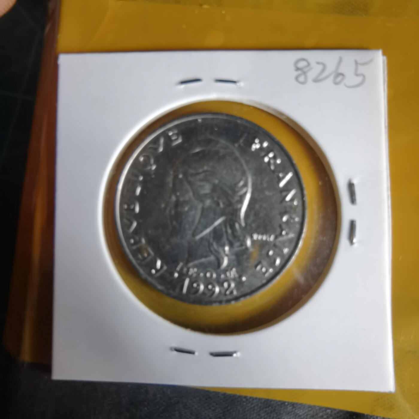 沼泽如烟--第1061场 法属新喀里多尼亚1992年20法郎