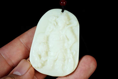 上海都达杂项专场102【全场包邮】  天然岫玉精雕《武圣关公》挂件97-70