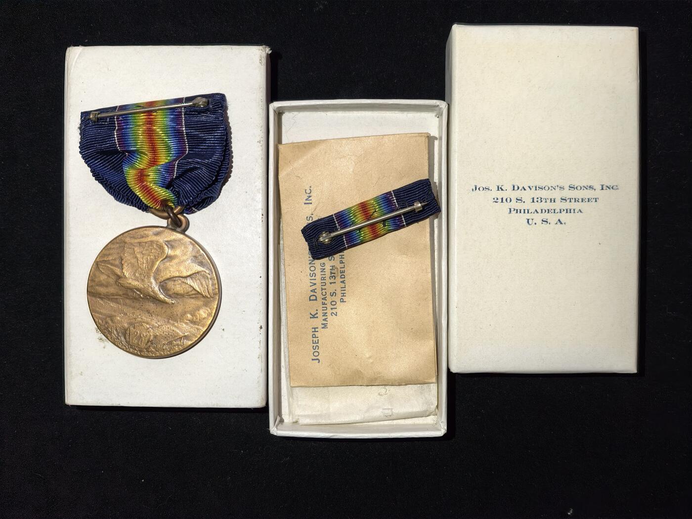 凯旋世界勋赏（第23期）（欢迎送拍）（对拍品有疑问请询问客服，不接受到手刀，出价默认拍品品相。请认真阅读拍卖规则！出价默认已认可！）（收到货请录制开箱视频，无视频概不处理问题。） 。