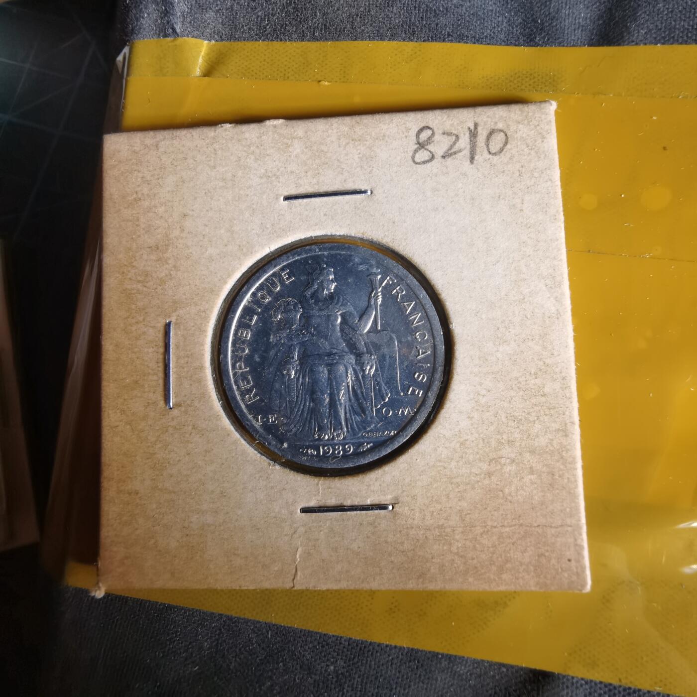 沼泽如烟--第1061场 法属新喀里多尼亚1989年1法郎