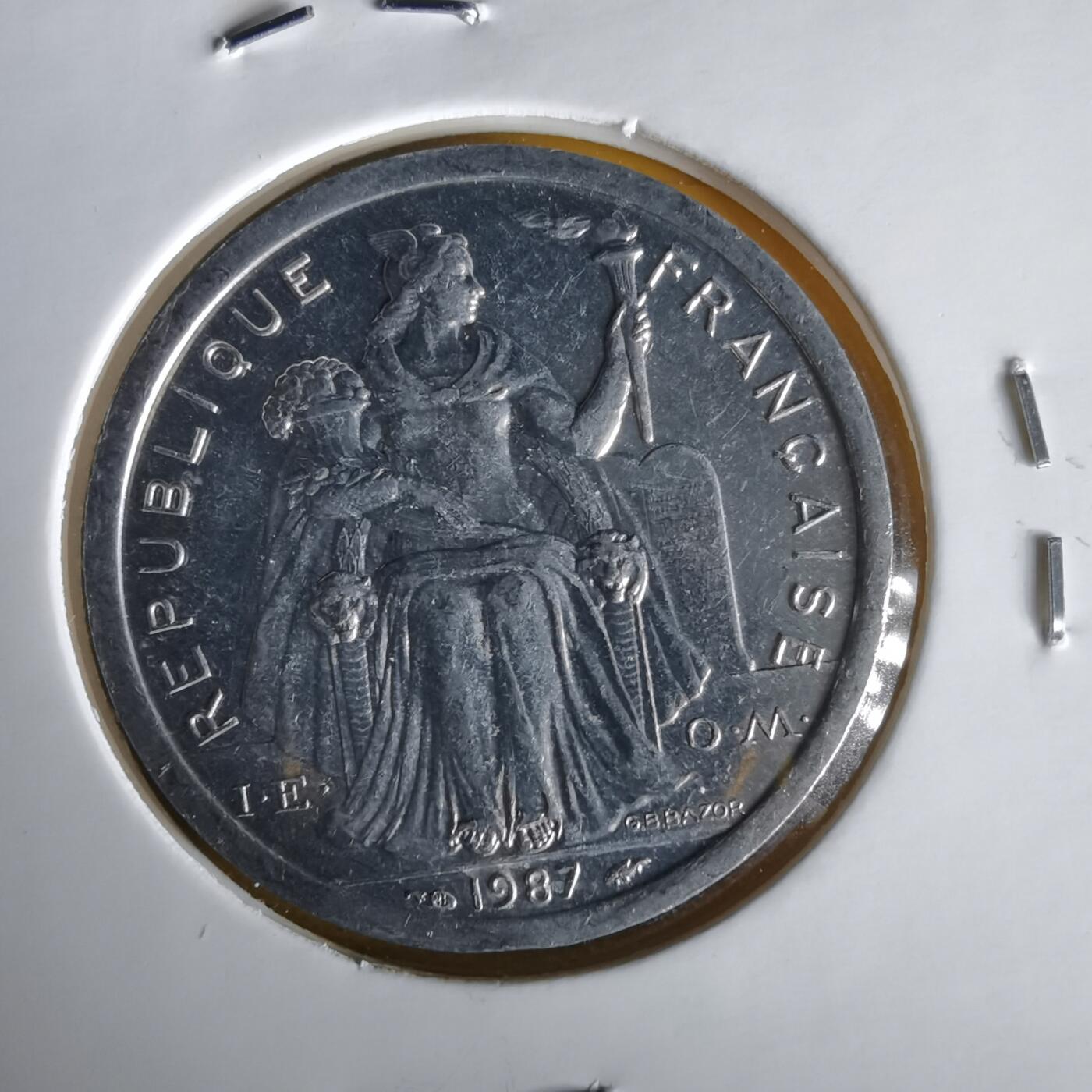 沼泽如烟--第1061场 法属新喀里多尼亚1987年2法郎