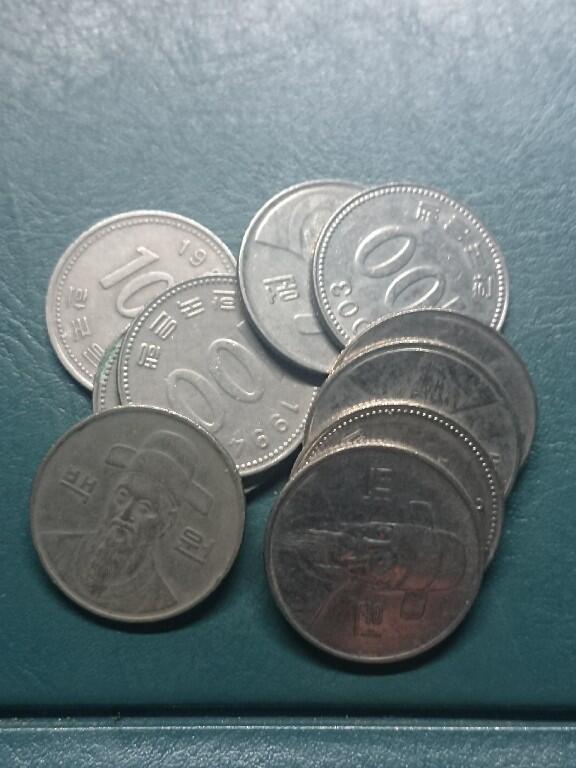 松南世界钱币——260416 韩国新版本100元镍币10枚共计1000元3