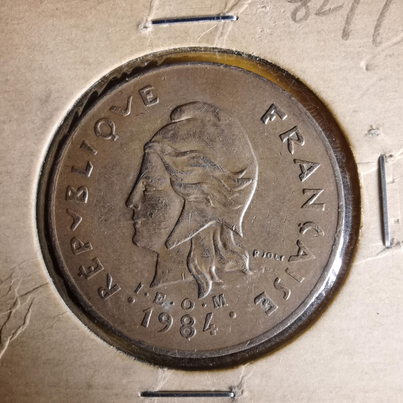 沼泽如烟--第1061场 法属新喀里多尼亚1984年100法郎