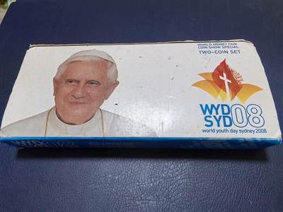 长老汇马年精选第十九场拍卖 澳大利亚2008年1元彩色铜银币套 世界青年日（本笃十六世教皇） 1盎司999银 发行量：2万5千 盒证全