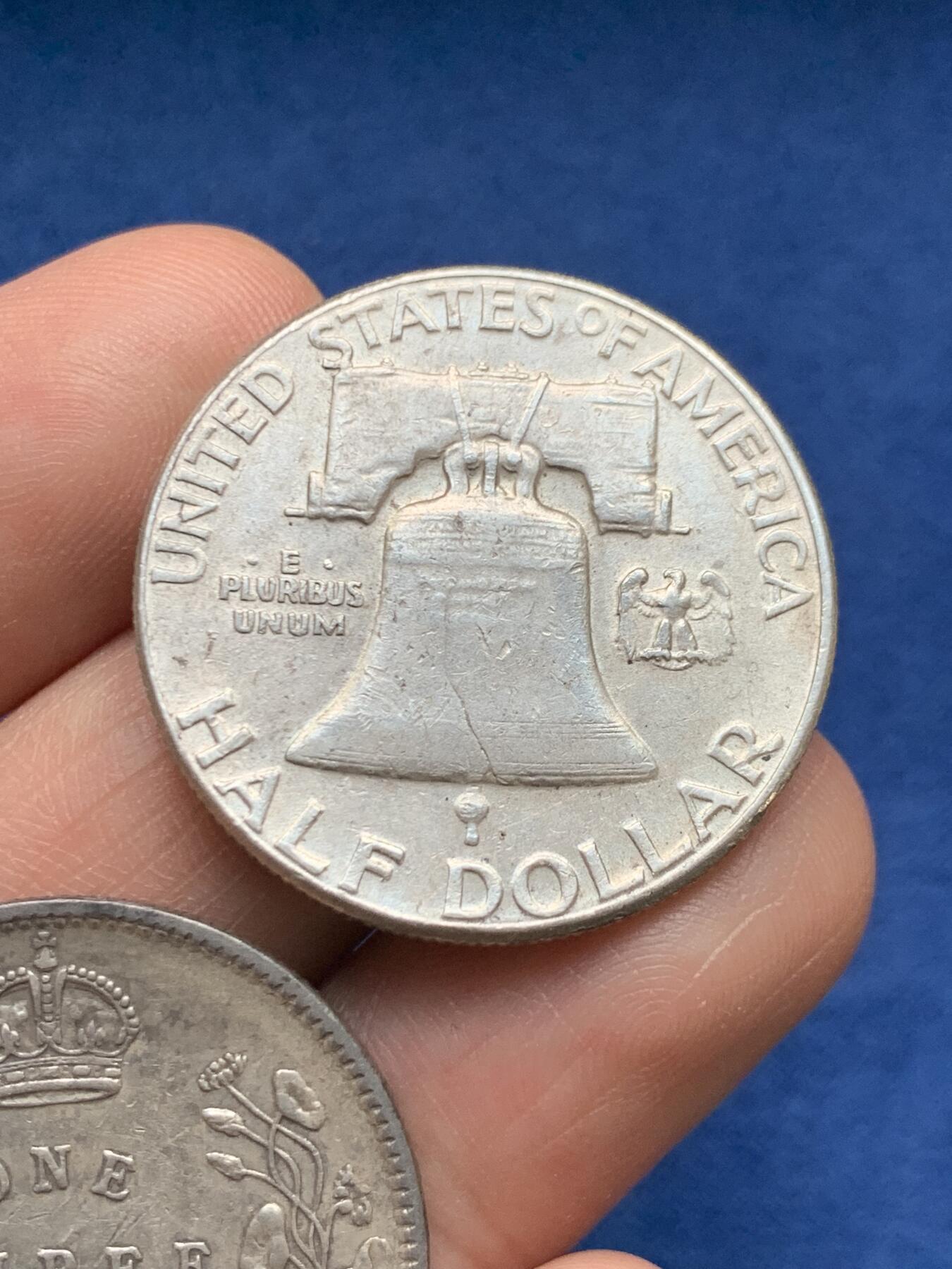 《竞宝斋》第481场 周日，周一 2场连拍 （全场包邮）20级店铺 欢迎送拍 两枚一组 1906年英属印度爱德华七世卢比银币+1963年美国富兰克林半美元银币