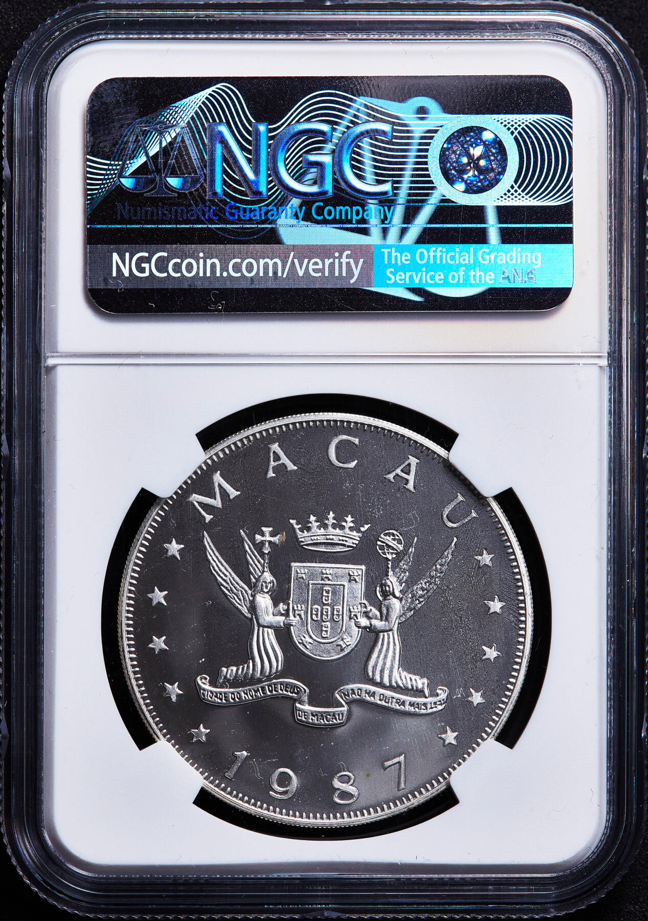 【俄甄集藏】满园春色-2026年(051)04-22星期三 晚 19:30 全场包邮 葡属澳门1987年生肖兔年100元精制大银币，NGC PF67CA，重28.28克，925银，发行量5000枚，币完好，划痕为外盒上，经典品种