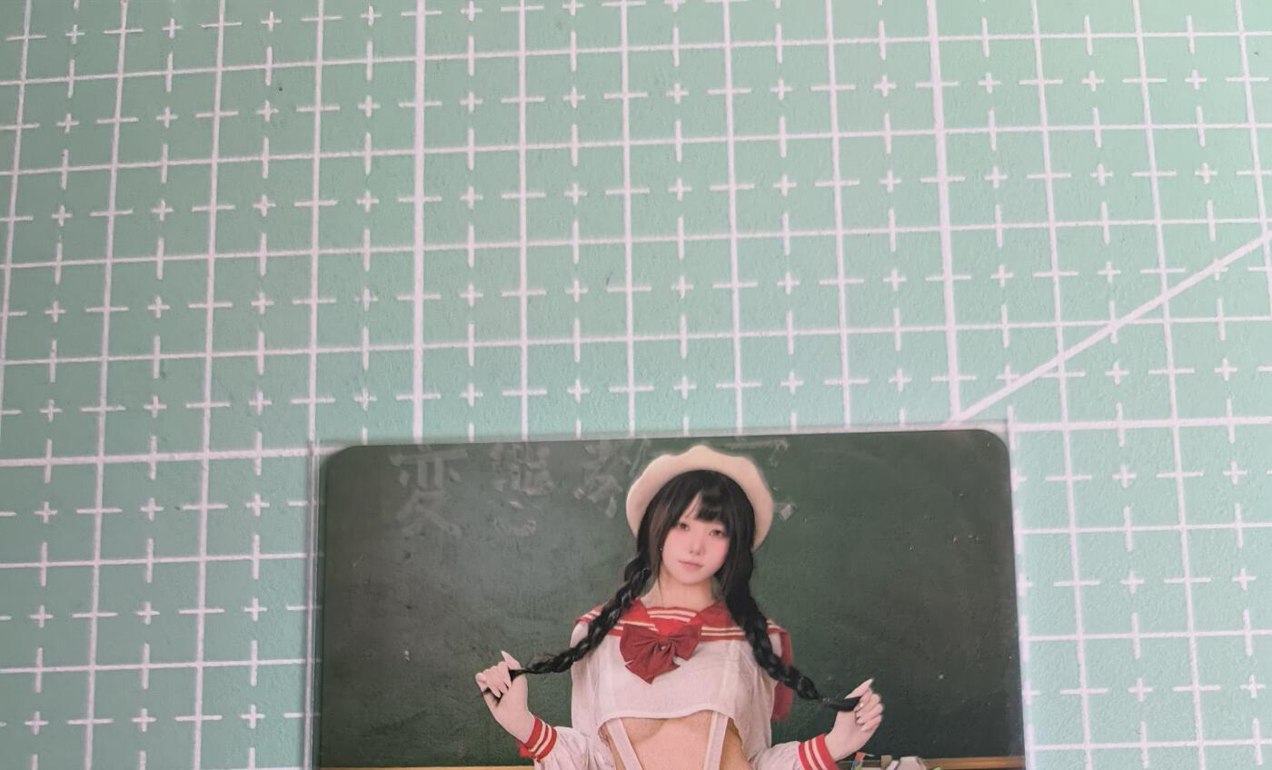 C先生卡牌 第27期 持续收拍品中…零手续费代拍 【彩闪】墨卡文化《Cosplay 系列》3张套 艺术