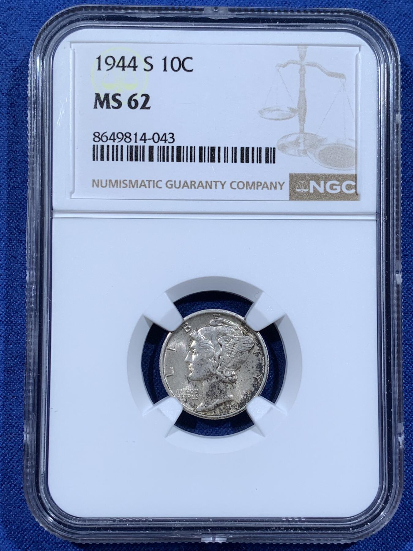 《竞宝斋》第481场 周日，周一 2场连拍 （全场包邮）20级店铺 欢迎送拍 NGC MS62 美国1944S小飞人墨丘利10分银币 低评 喜欢包浆的不要错过 性价比很高 经典品种